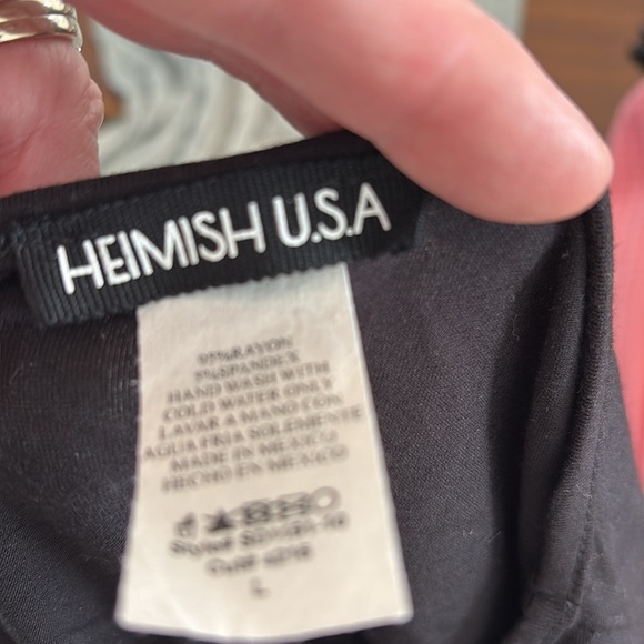 Women’s Long Sleeve Color Block Tunic Blouse – Size L – Black, Red, Leopard Prin - Picture 9 of 9